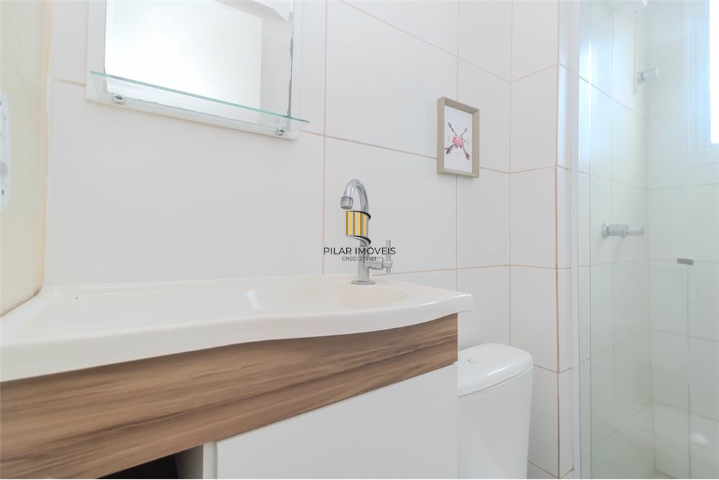 Apartamento 2 dormitórios no bairro Lomba do Pinheiro