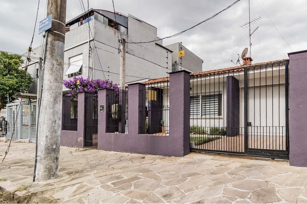 Casa 3 dormitórios no bairro São Sebastião