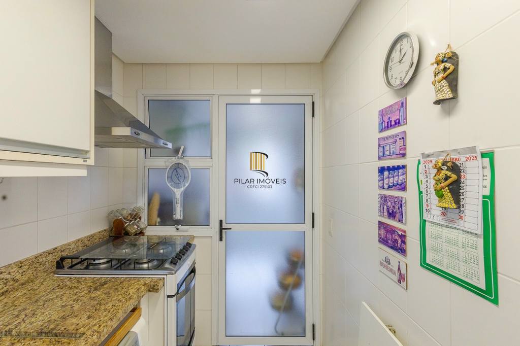 Casa de Condomínio 3 dormitórios no bairro Jardim Carvalho