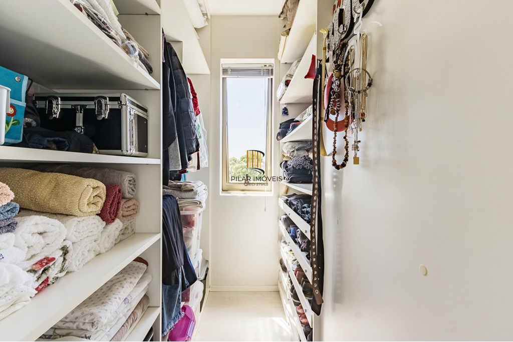 Apartamento 3 dormitórios no bairro Menino Deus