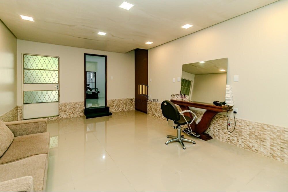 Casa 4 dormitórios no bairro Jardim São Pedro