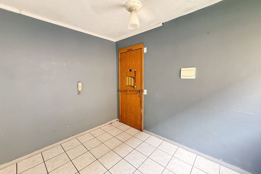 Apartamento 2 dormitórios no bairro Guajuviras