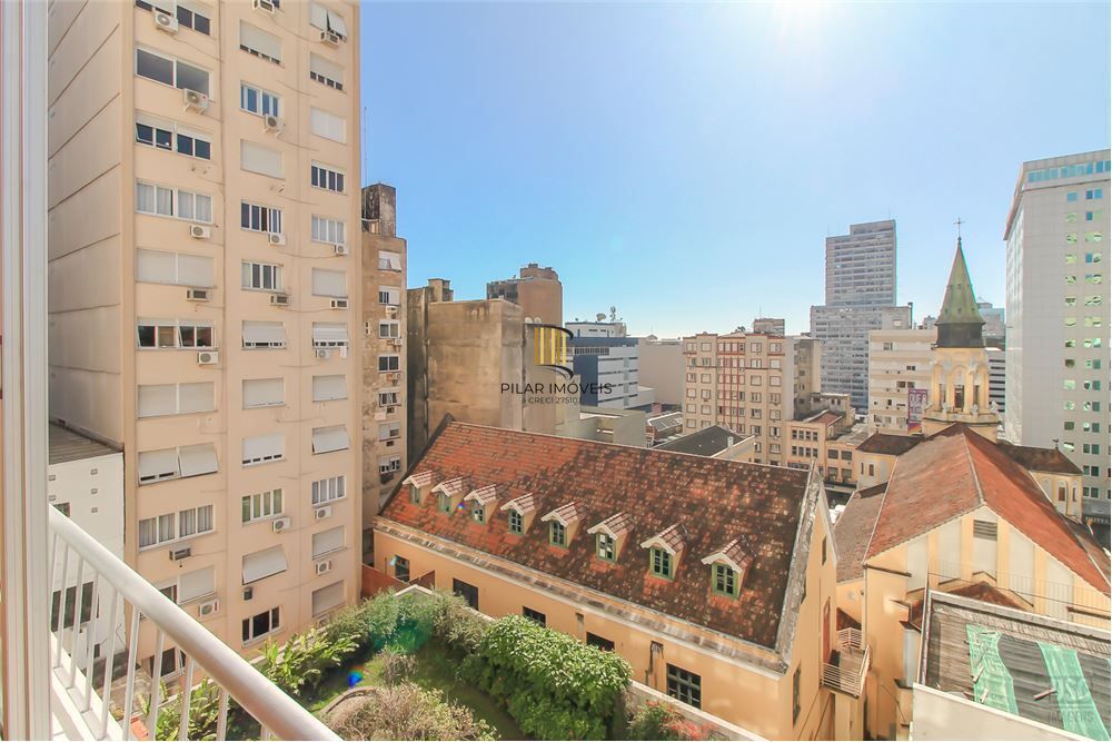 Apartamento 4 dormitórios no bairro Centro Histórico