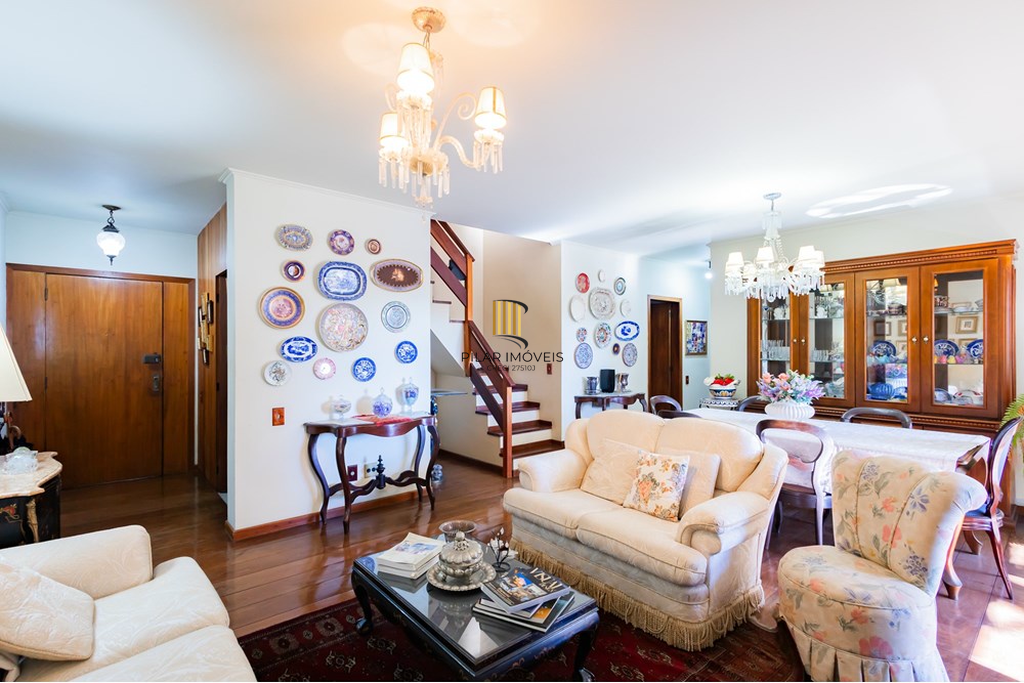 Cobertura 3 dormitórios no bairro Petrópolis