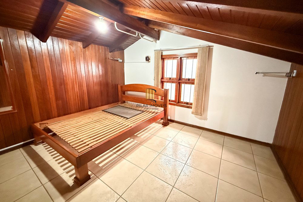 Casa 5 dormitórios no bairro São José