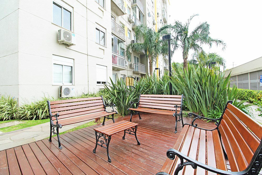 Apartamento 2 dormitórios no bairro Tristeza