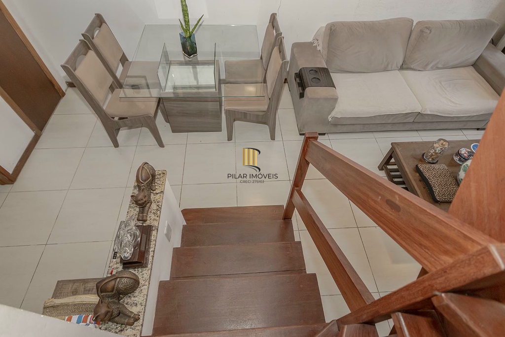 Casa 3 dormitórios no bairro Guarujá