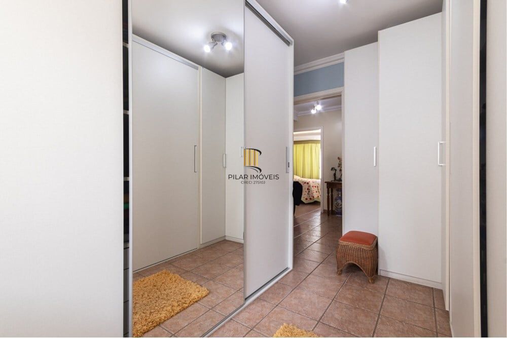Casa de Condomínio 4 dormitórios no bairro Boa Vista