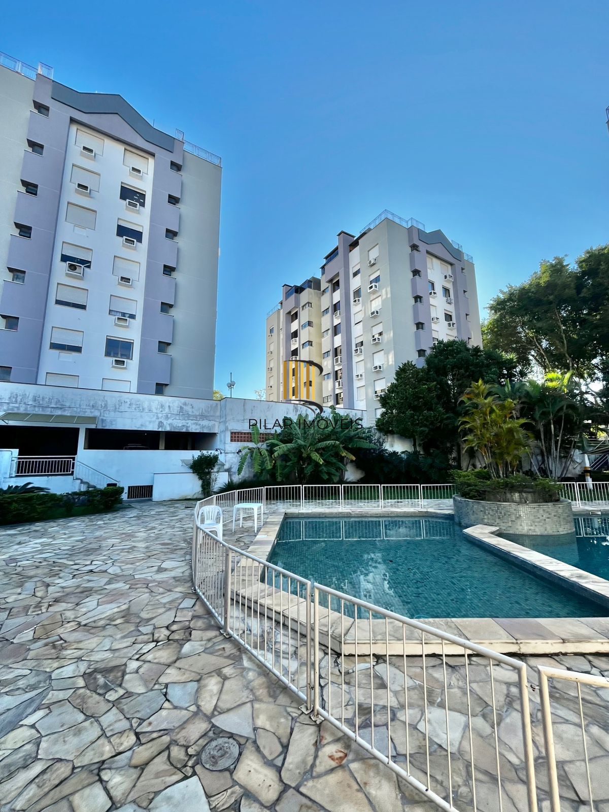 Apto 03 dorm com suíte, andar alto, vista, ótima posição solar, 1 vaga no Cristo