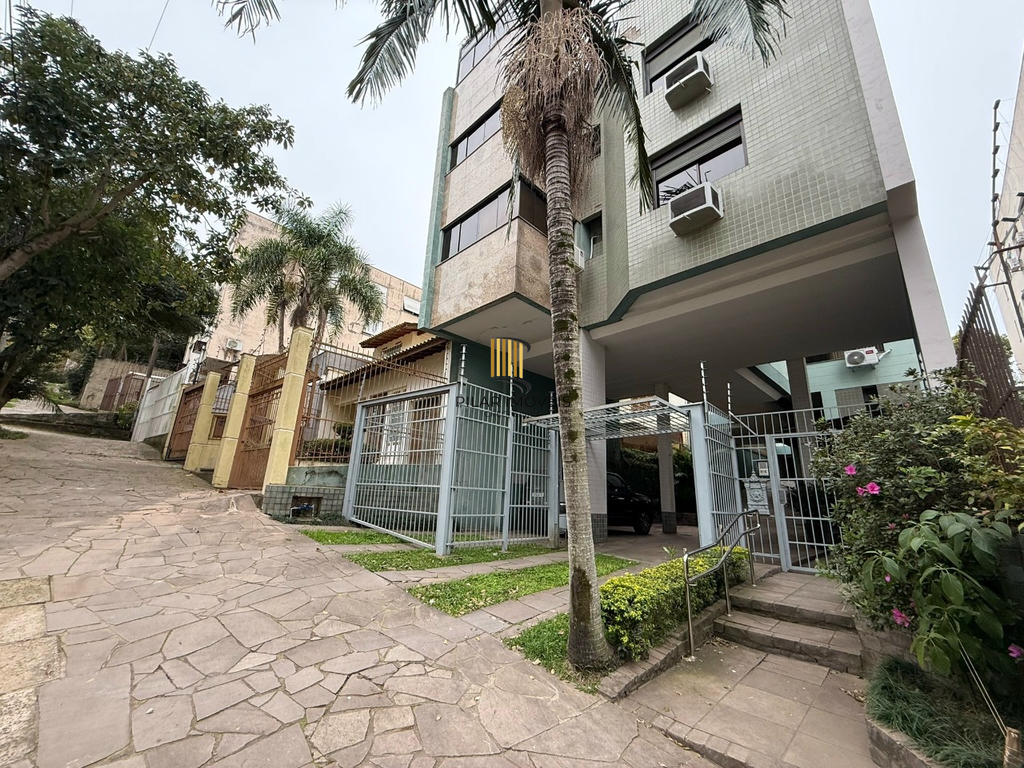 Cobertura 3 dormitórios no bairro Petrópolis