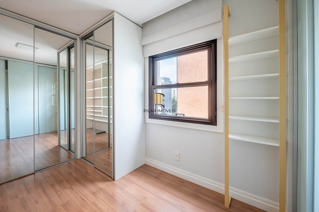 Apartamento 4 dormitórios no bairro Bela Vista