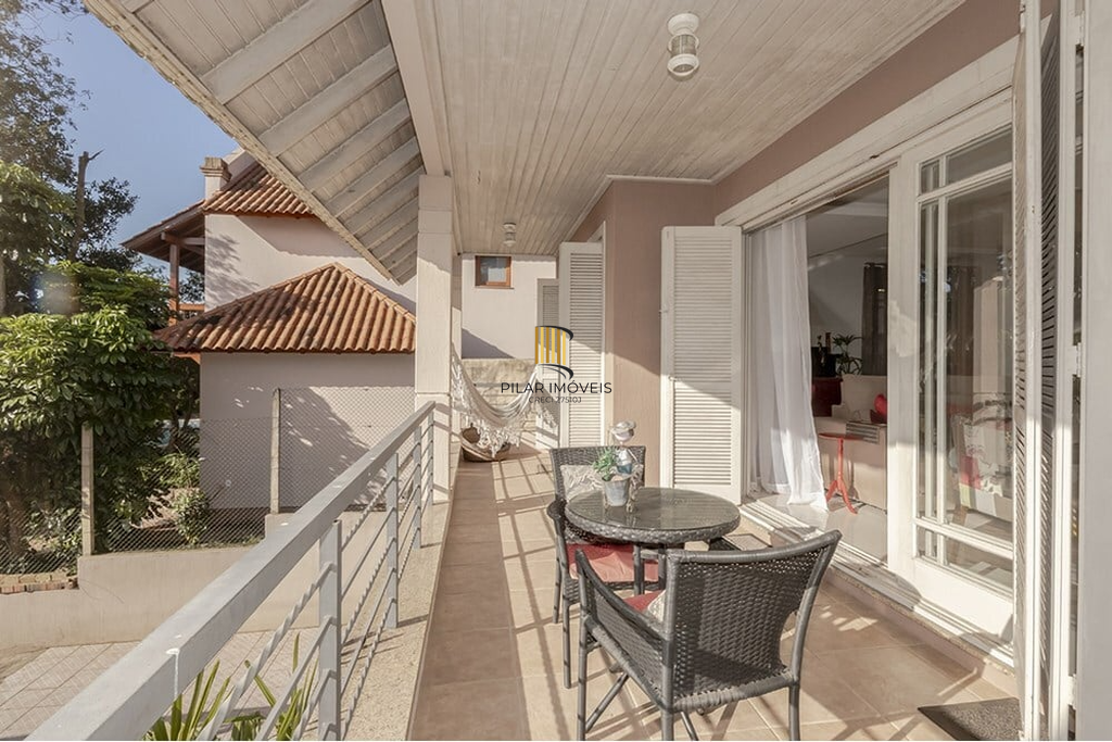 Casa 3 dormitórios no bairro Espírito Santo