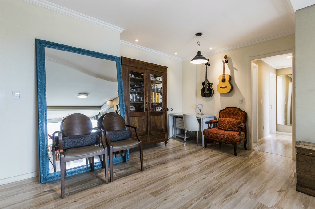 Apartamento 3 dormitórios no bairro Menino Deus