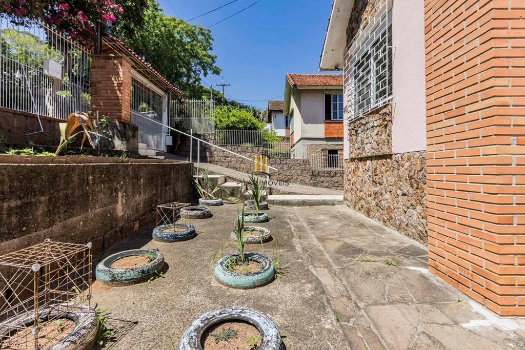 Casa de Condomínio 3 dormitórios no bairro Santa Tereza