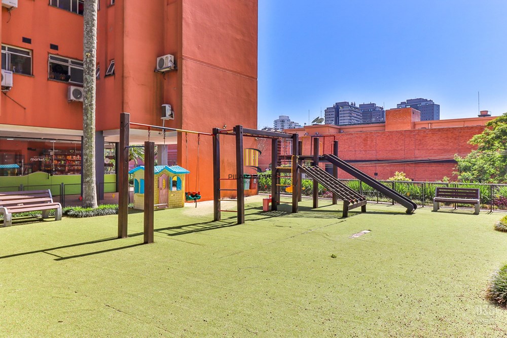 Cobertura 3 dormitórios no bairro Passo da Areia