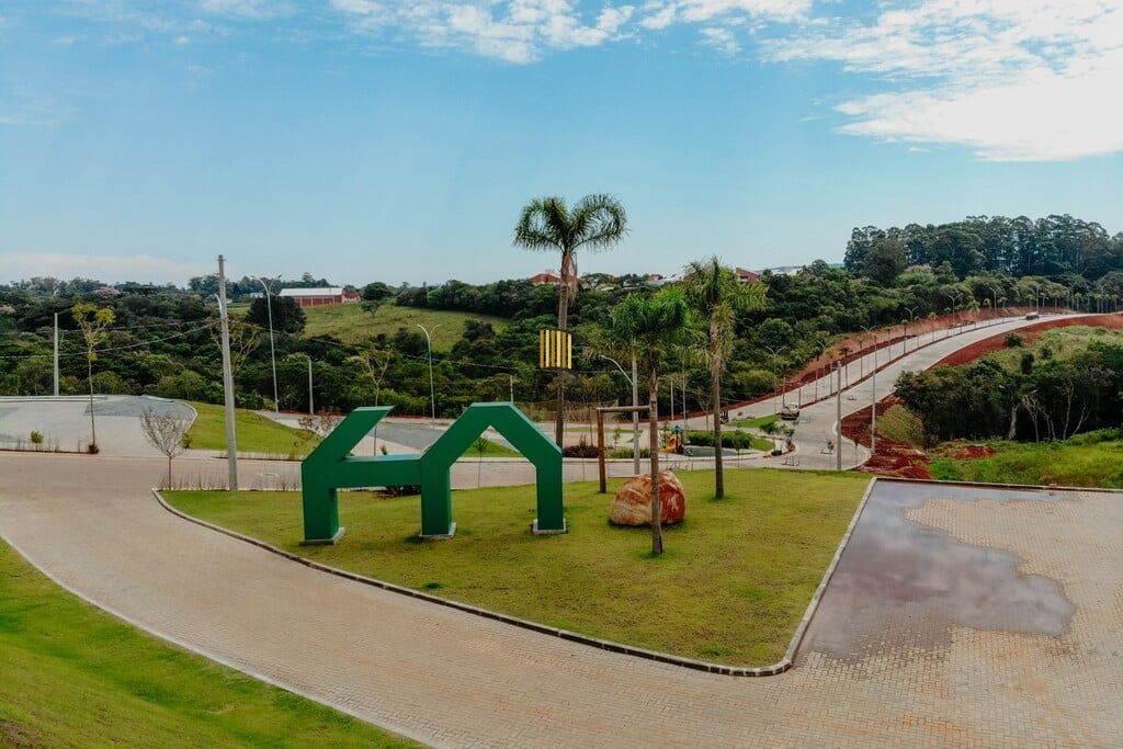 Terreno no bairro Querência