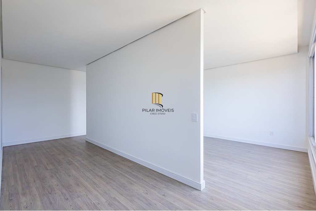 Casa de Condomínio 3 dormitórios no bairro Krahe