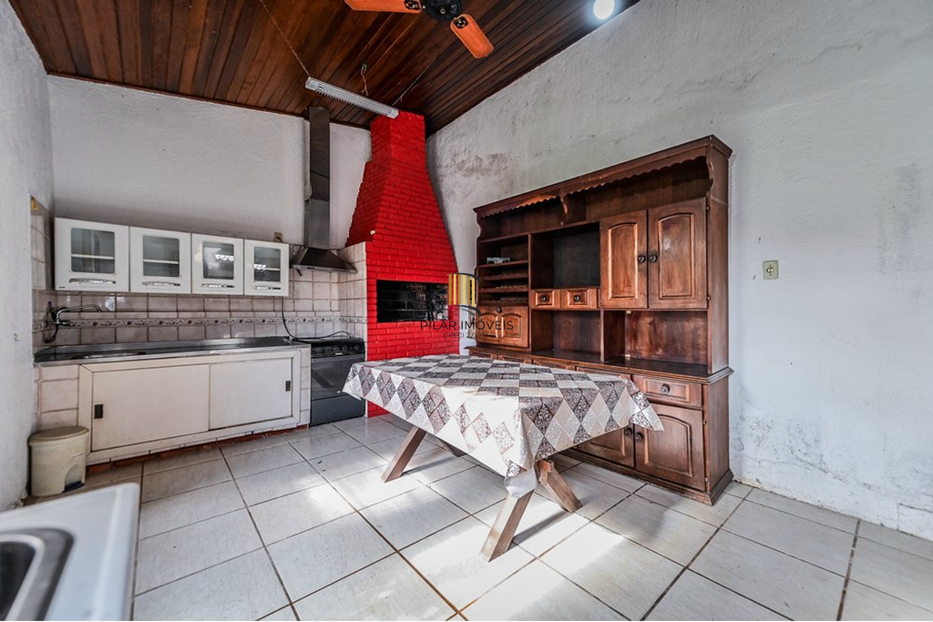 Casa de Condomínio 4 dormitórios no bairro Santa Tereza