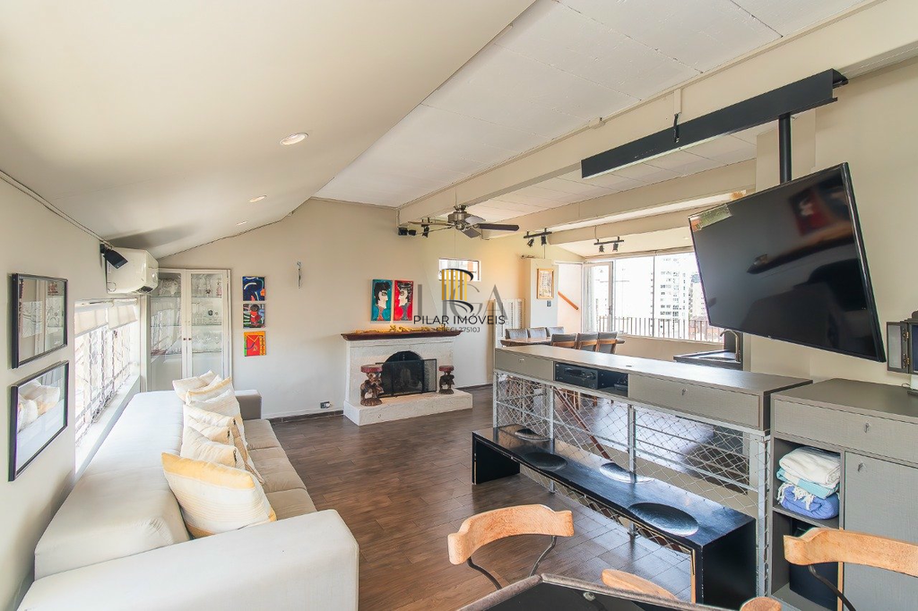 Cobertura 3 dormitórios no bairro Bela Vista