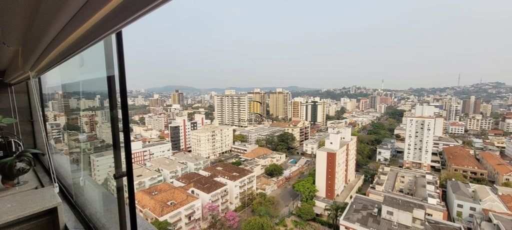 Apartamento 3 dormitórios no bairro Menino Deus
