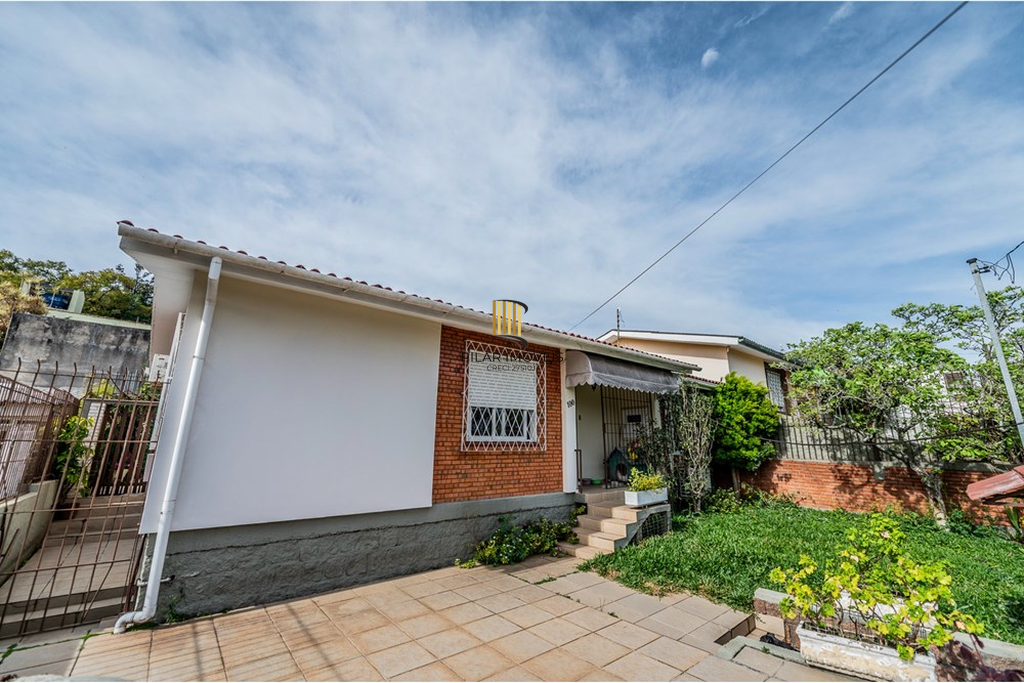 Casa de Condomínio 4 dormitórios no bairro Santa Tereza