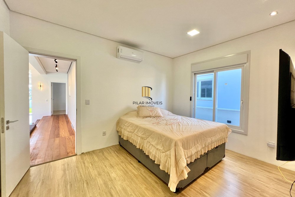 Casa de Condomínio 3 dormitórios no bairro Sanga Funda