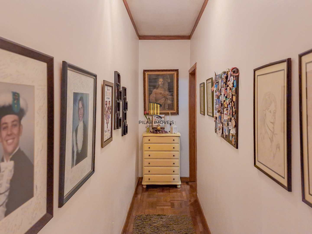 Casa 3 dormitórios no bairro Chácara das Pedras