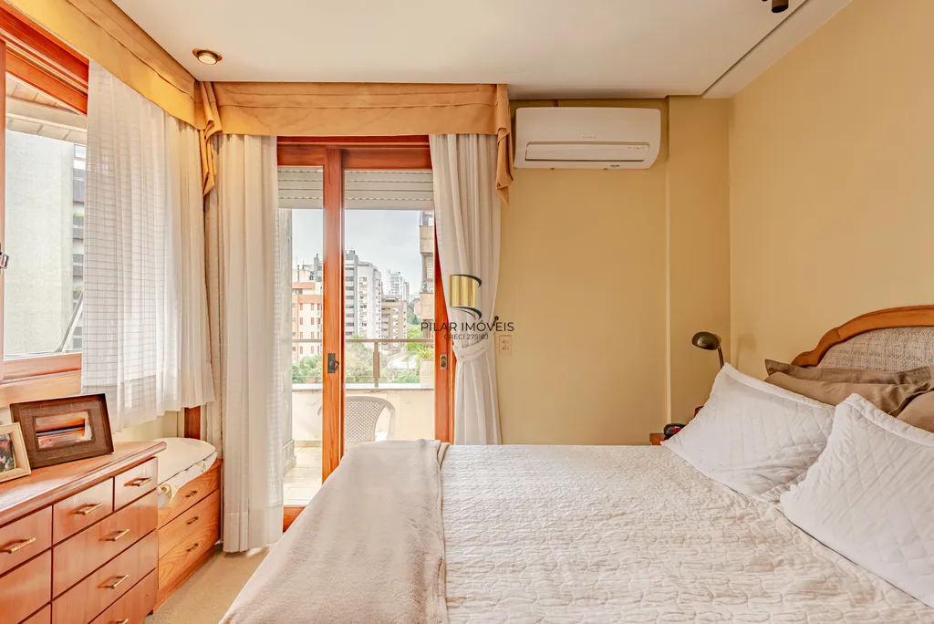 Cobertura 4 dormitórios no bairro Bela Vista