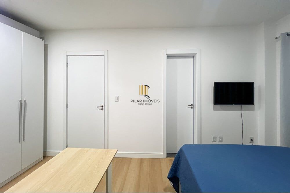 Casa de Condomínio 3 dormitórios no bairro Niterói