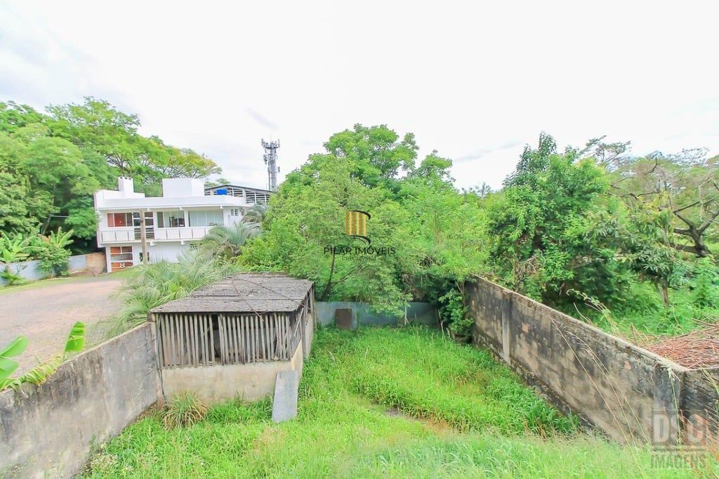 Casa 3 dormitórios no bairro Glória