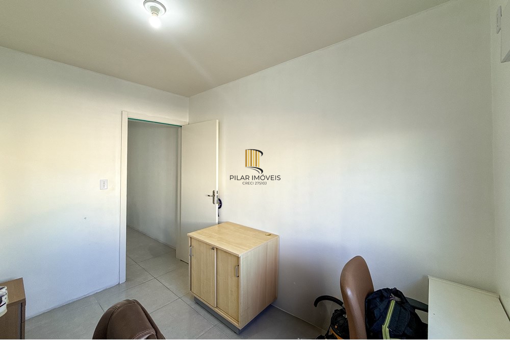 Casa 2 dormitórios no bairro Olaria