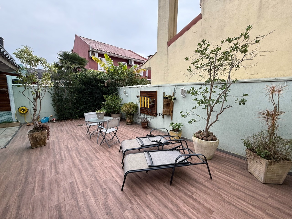 Casa de Condomínio 3 dormitórios no bairro Sarandi