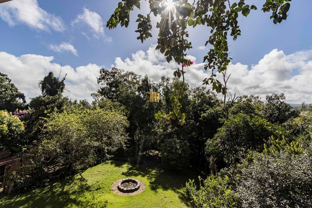 Casa 4 dormitórios no bairro Belém Novo