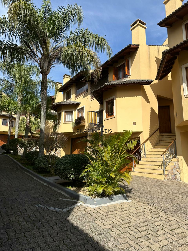 Casa 3 dormitórios no bairro Tristeza