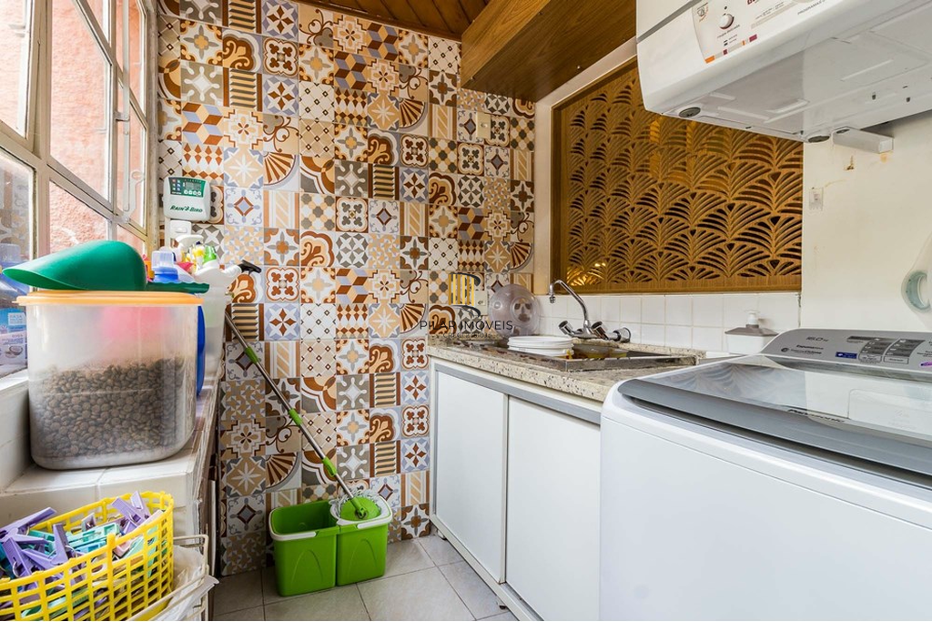 Casa 3 dormitórios no bairro Jardim Itu Sabará