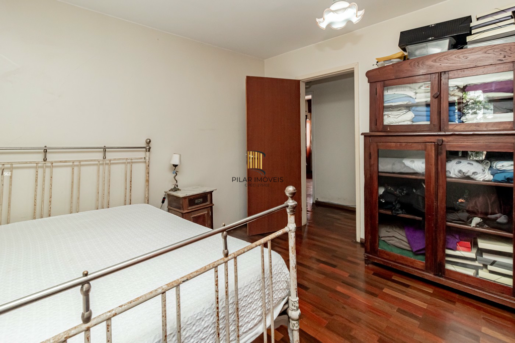 Casa 4 dormitórios no bairro Cristal