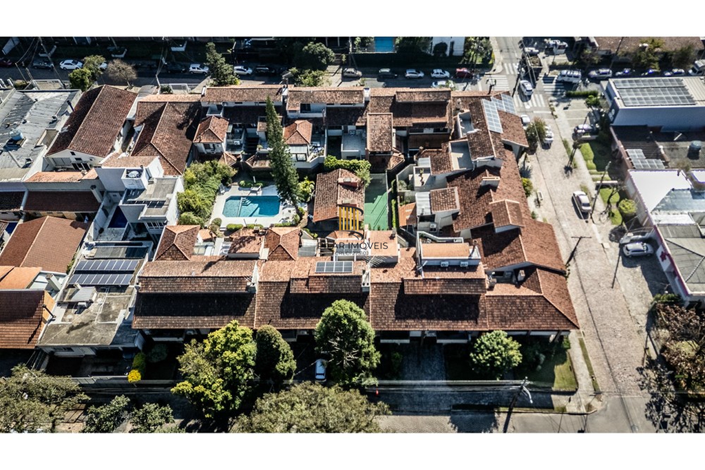 Casa de Condomínio 4 dormitórios no bairro Três Figueiras