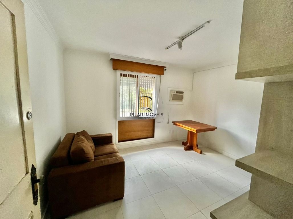Apartamento 2 dormitórios no bairro Passo da Areia