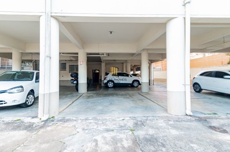 🏡 Apartamento Reformado e Decorado na Cristóvão Colombo — Vista Espetacular para o Pôr do Sol do Guaíba 🌅