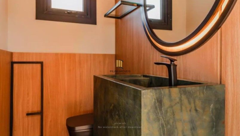 Casa 423 m², 4 suítes no Elegante Condomínio Saint Moritz, Mato Queimado Gramado