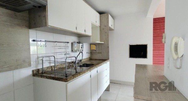 Apartamento 2 dormitórios no bairro Tristeza