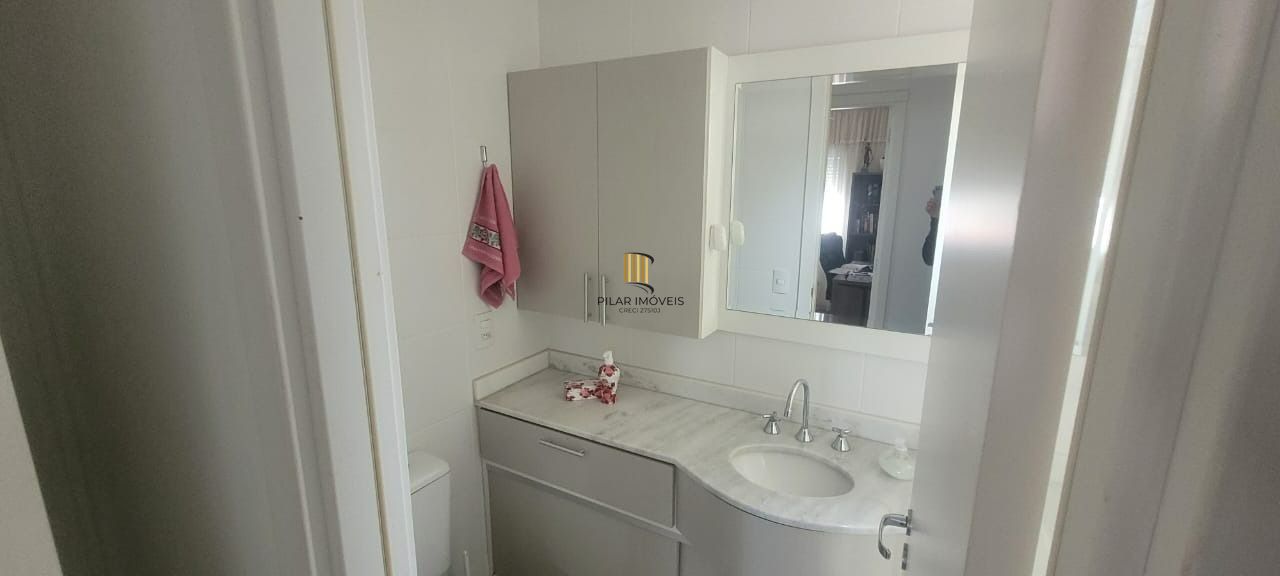 Apartamento 3 dormitórios no bairro Marechal Rondon