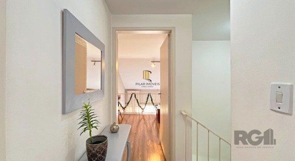 MAGNÍFICA CASA EM LOCALIZAÇÃO PRIVILEGIADA - TRANQUILIDADE E CONFORTO