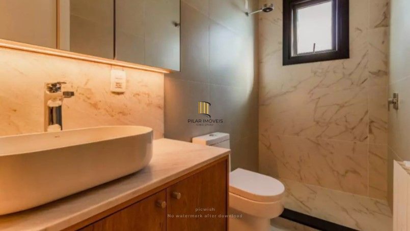 Casa 423 m², 4 suítes no Elegante Condomínio Saint Moritz, Mato Queimado Gramado