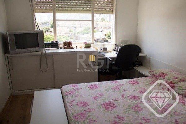 Apartamento para Venda - 70m², 3 dormitórios, Camaquã