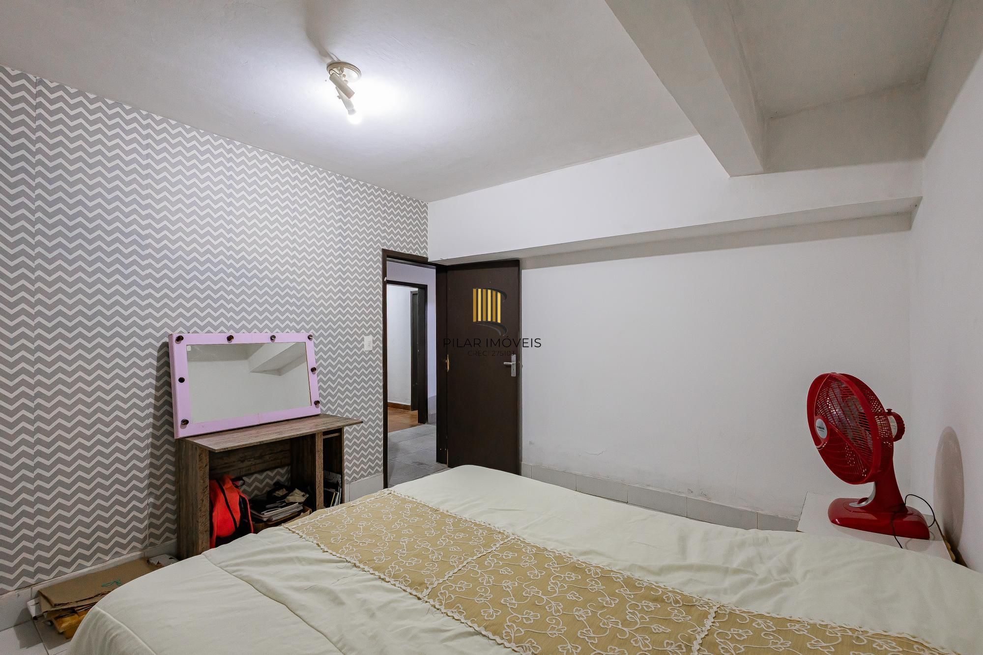 Casa 5 dormitórios no bairro Parque Santa Fé