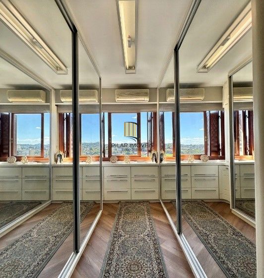 Cobertura 2 dormitórios, 218m², lareira, teto retrátil, Centro em Novo Hamburgo