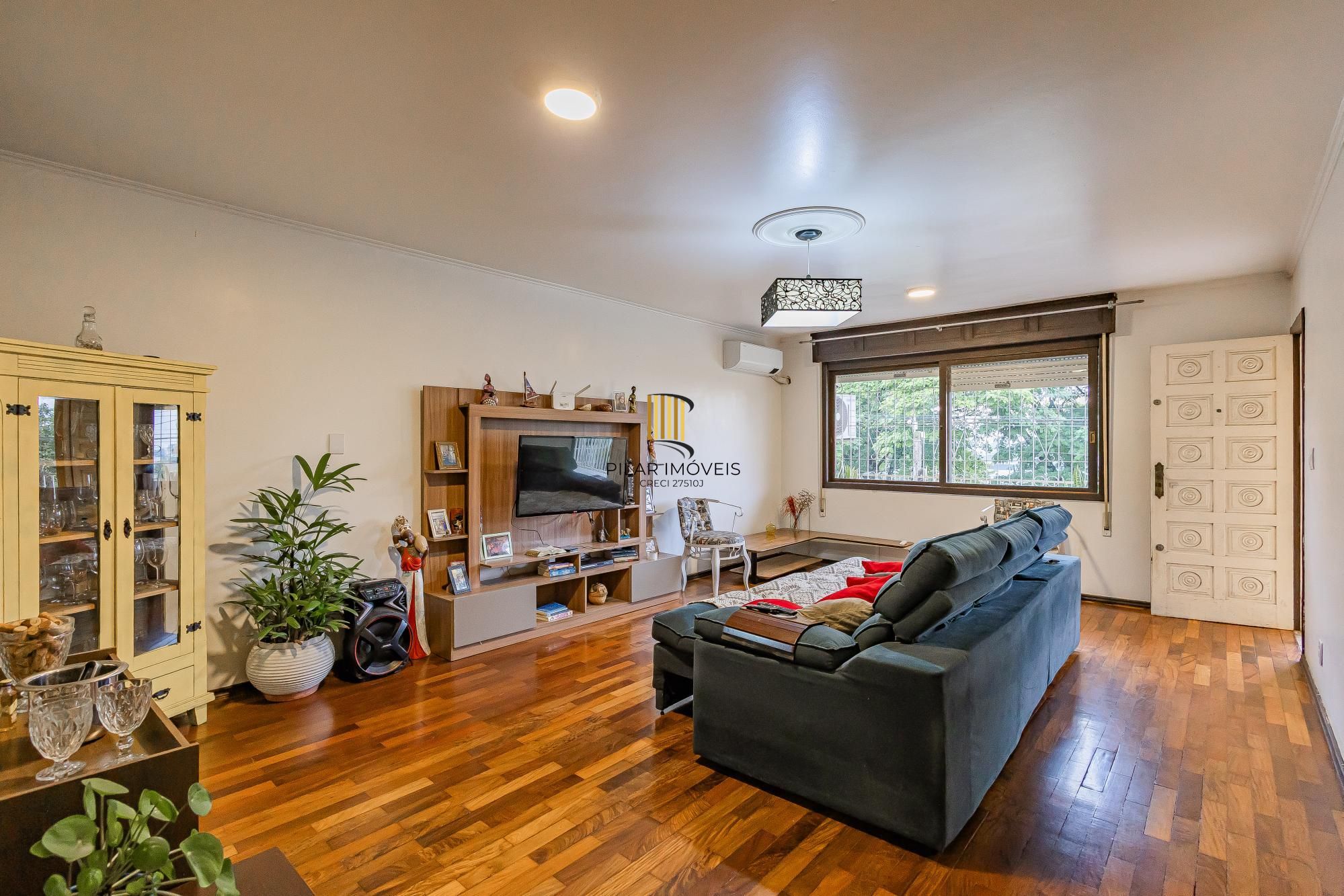 Casa 5 dormitórios no bairro Parque Santa Fé - Pilar Imóveis