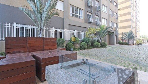MARAVILHOSO E SOFISTICADO APTO DE 2 QUARTOS NO NEW LIFE 