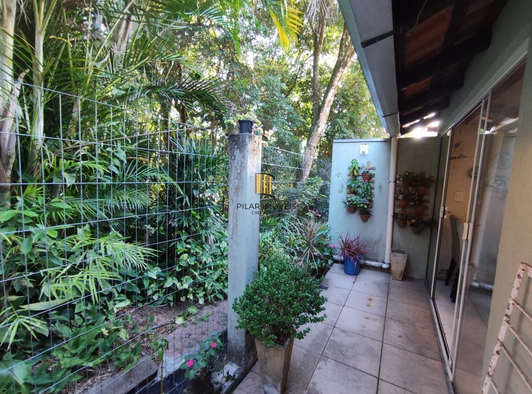 Casa Condomínio 2 dormitórios, vaga e infraestrutura, Bairro Lomba do Pinheiro